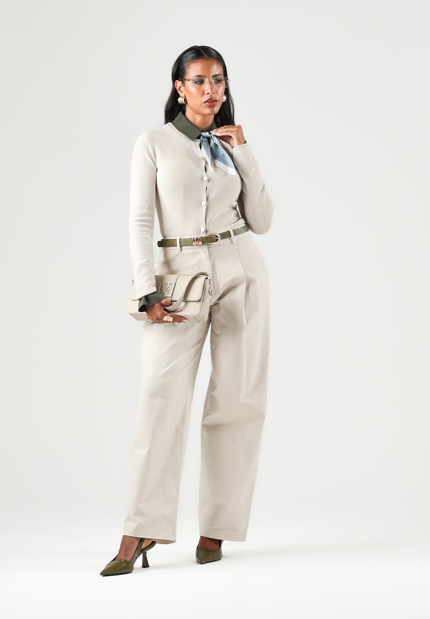 ARMANI EXCHANGE Cardigan corto REPERTOIRE bianco-beige da donna con scollo rotondo e bottoni decorativi. XW002883AF10352 U1039 ARMANI EXCHANGE 