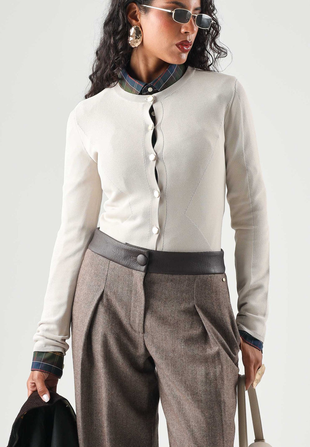 ARMANI EXCHANGE Cardigan corto REPERTOIRE bianco-beige da donna con scollo rotondo e bottoni decorativi. XW002883AF10352 U1039 ARMANI EXCHANGE 