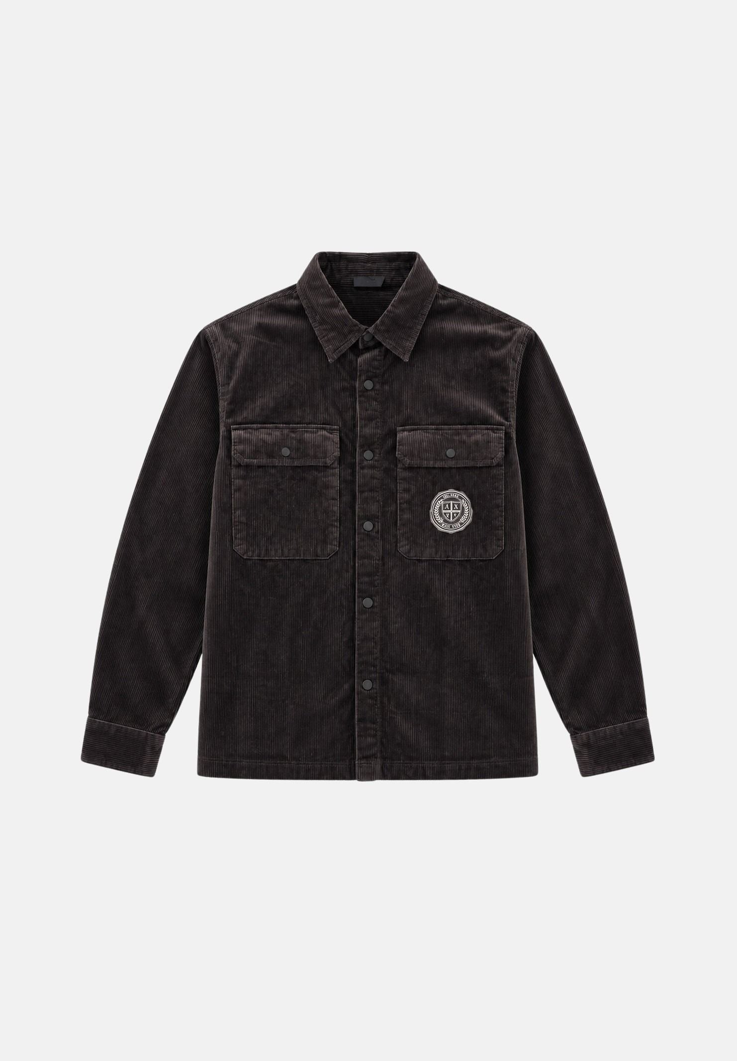 ARMANI EXCHANGE Camicia manica lunga marrone licorice per uomo con tasche sul petto e patch con logo applicato. XM003245AF27114 U8128 ARMANI EXCHANGE 