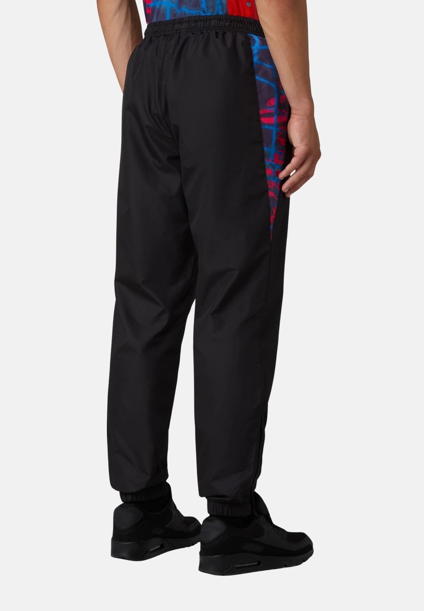 AUSTRALIAN Pantaloni TRACK PANT neri  da uomo con inserti laterali stampati a contrasto e coulisse in vita. ARUPA0023 003 AUSTRALIAN 