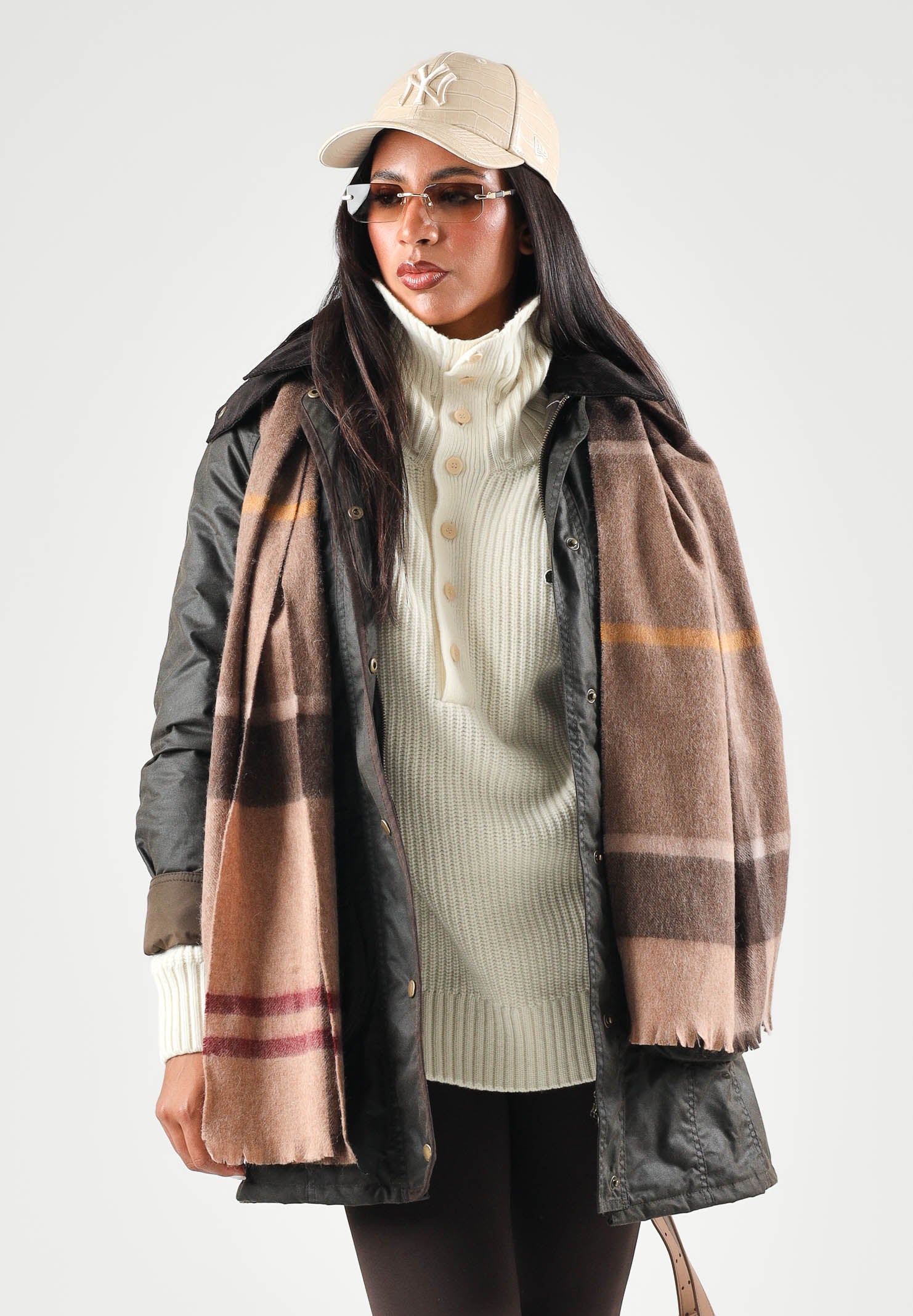 BARBOUR Sciarpa LAMBSWOOL WOVEN TARTAN tartan beige da donna con frange sui bordi 262MLSC0354 TN91 BARBOUR 