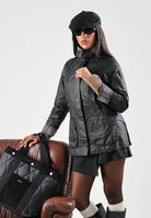 BARBOUR Giubbotto BEADNELL WAX JACKET nero per donna con colletto in velluto a coste 262MLWX0667 BK11 BARBOUR 