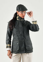 BARBOUR Giubbotto BEADNELL WAX JACKET sage-nero per donna con colletto in velluto a coste 262MLWX0667 SG91 BARBOUR 