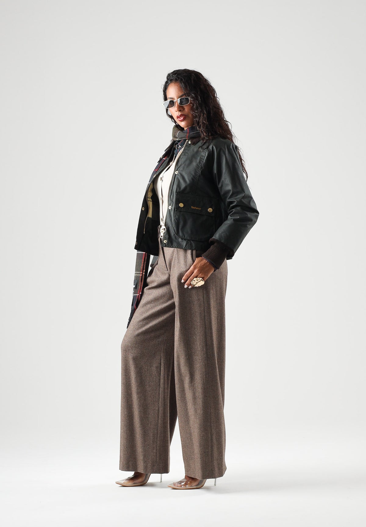 BARBOUR Giubbotto CROPPED BEADNELL verde per donna con taglio corto e colletto in velluto a coste. 262MLWX1403 SG51 BARBOUR 