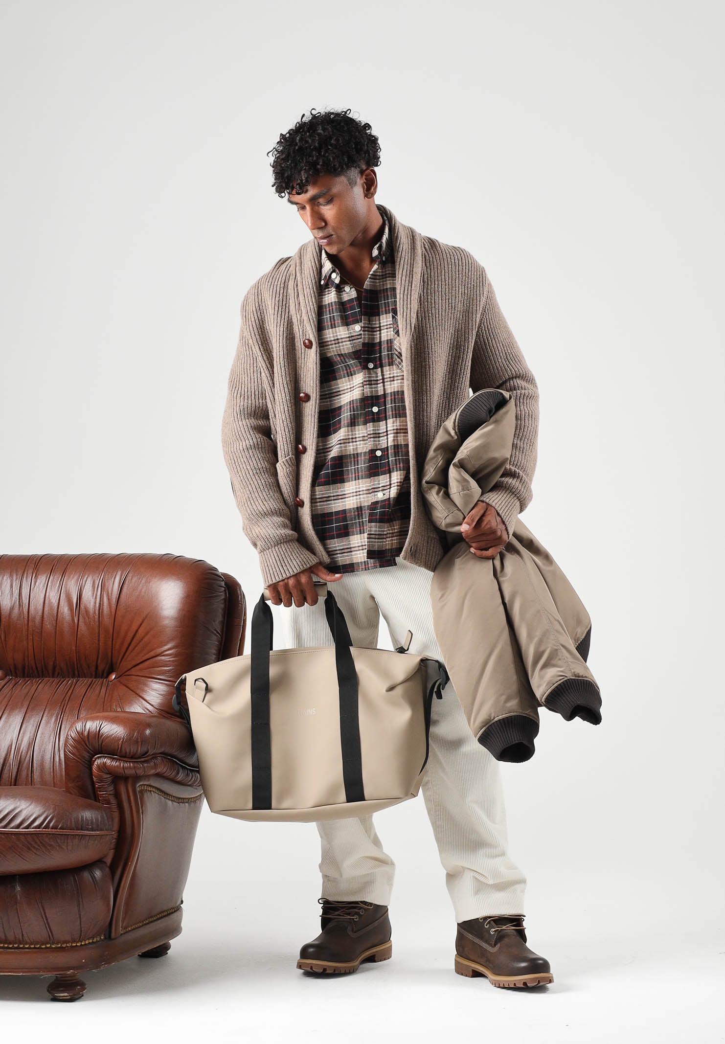 BARBOUR Cardigan corto HARTLAND SHAWL NECK marrone per uomo con collo sciallato, bottoni in pelle 262MMKN1761 ST51 BARBOUR 