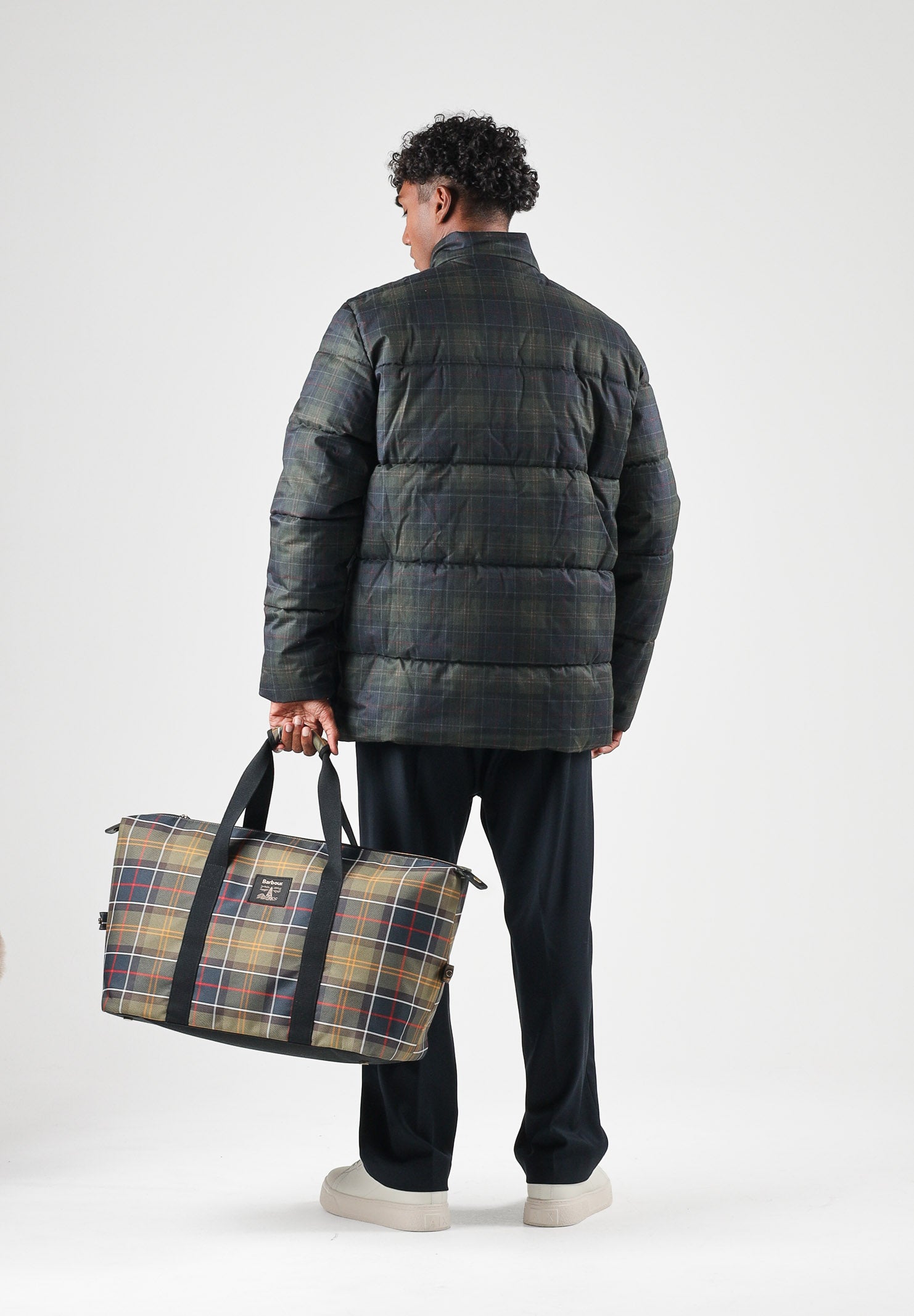 BARBOUR Piumino grigio scuro antracite da uomo con collo alto protettivo e trapuntatura orizzontale 262MMQU1908 TN11 BARBOUR 