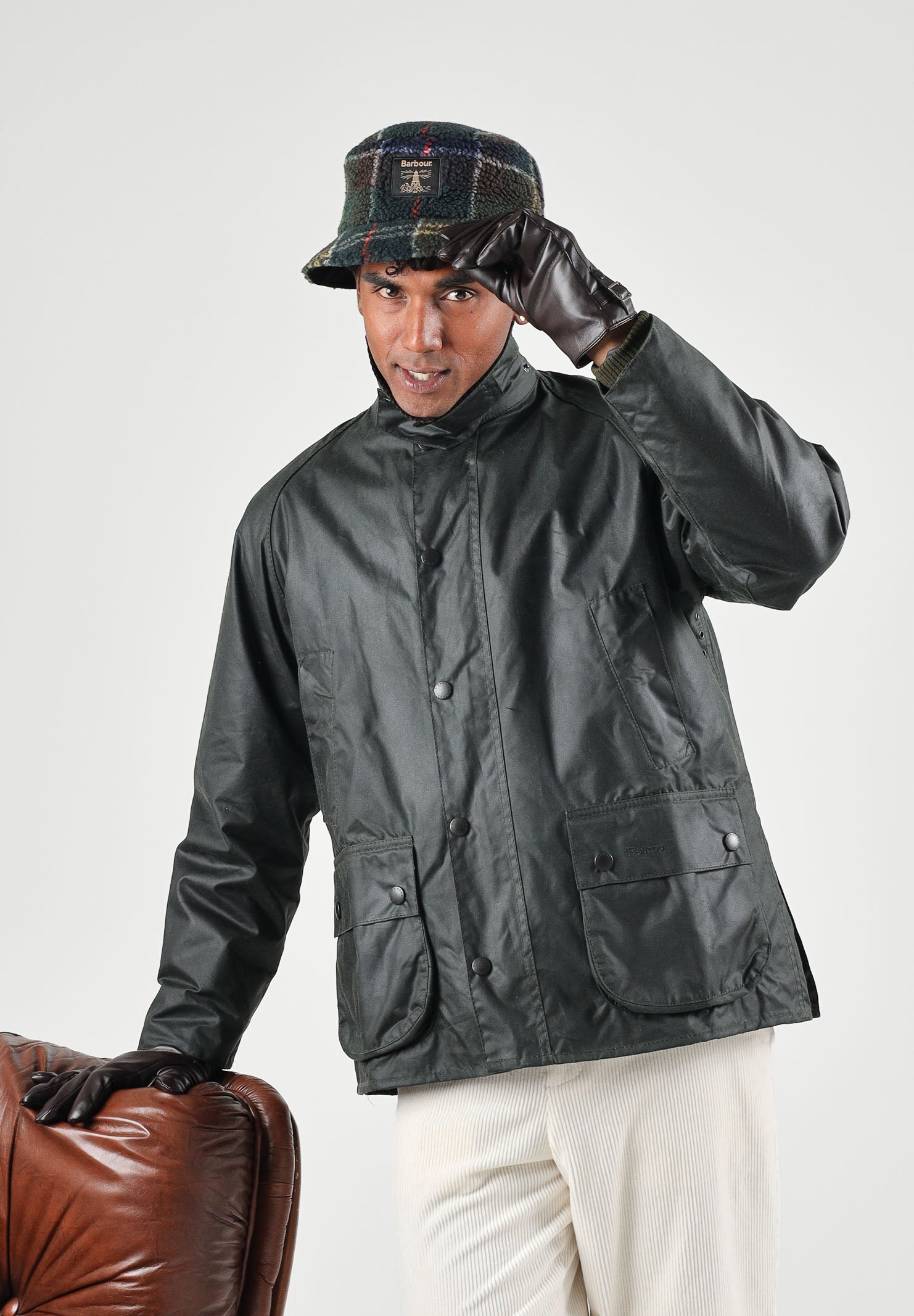 BARBOUR Giubbotto BEDALE WAX JACKET verde da uomo con colletto in velluto a coste e tasche scaldamani. 262MMWX0018 SG91 BARBOUR 