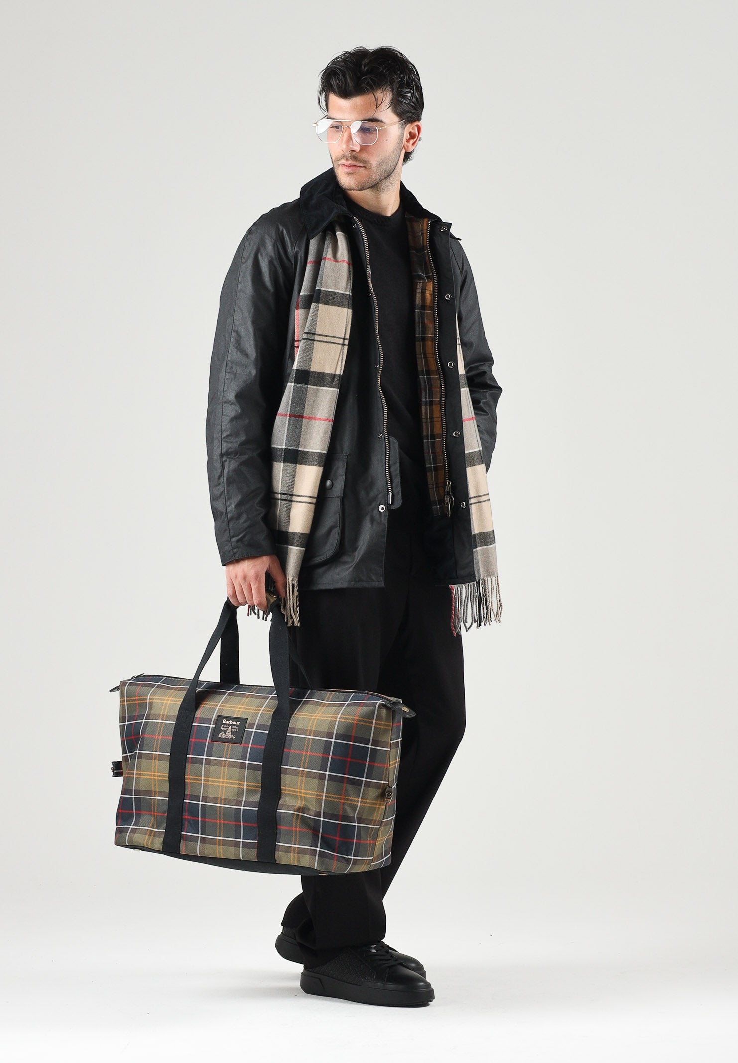 BARBOUR Giubbotto ASHBY WAX JACKET navy-blu per uomo con colletto in velluto blu scuro e tasche frontali con pattina. 262MMWX0339 NY92 BARBOUR 