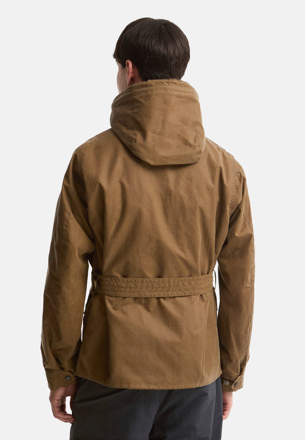 BARBOUR Giubbotto INTERNATIONAL sand-marrone per uomo con cintura in vita, mostrine sulle spalle 262MMWX2537 SN31 BARBOUR 