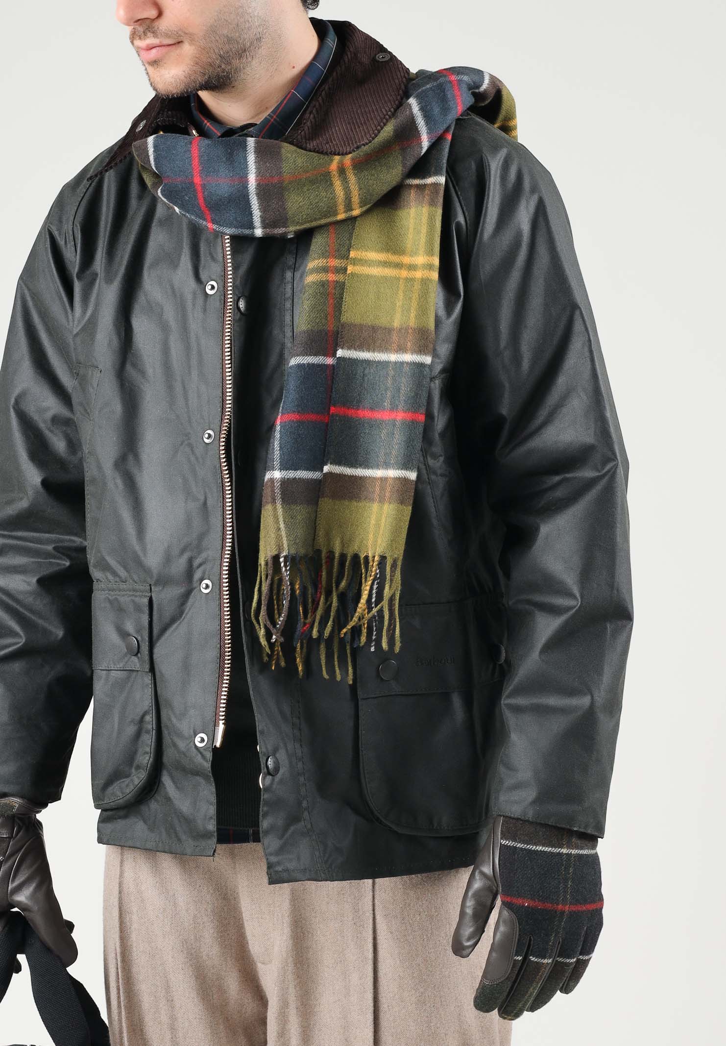 BARBOUR Sciarpa YAXLEY tartan verde per uomo e donna  con motivo a quadri scozzesi e bordo frangiato. 262MUSC0324 TN11 BARBOUR 
