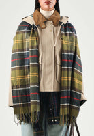 BARBOUR Sciarpa YAXLEY tartan verde per uomo e donna  con motivo a quadri scozzesi e bordo frangiato. 262MUSC0324 TN11 BARBOUR 