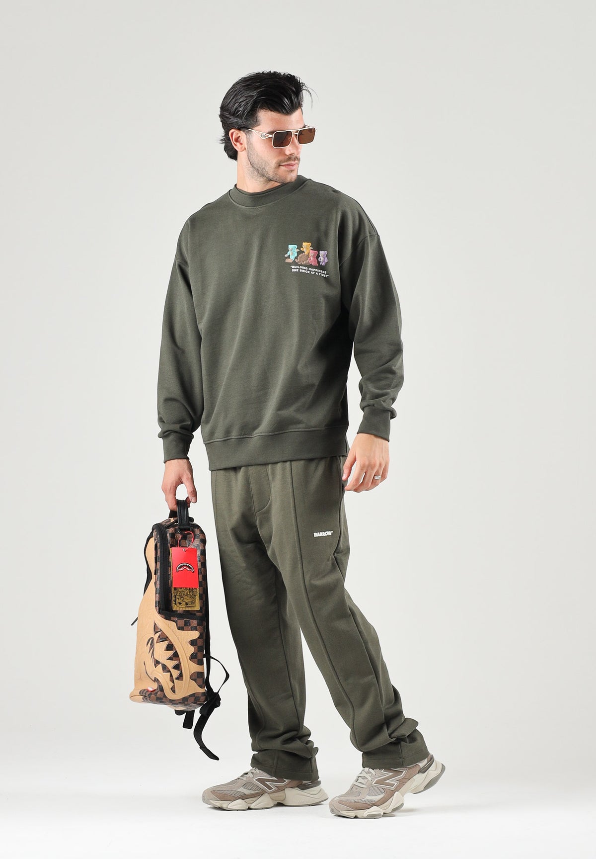 BARROW Pantaloni verde militare per uomo e donna con coulisse in vita e tasche laterali F6BWUAFP018 082 BARROW 