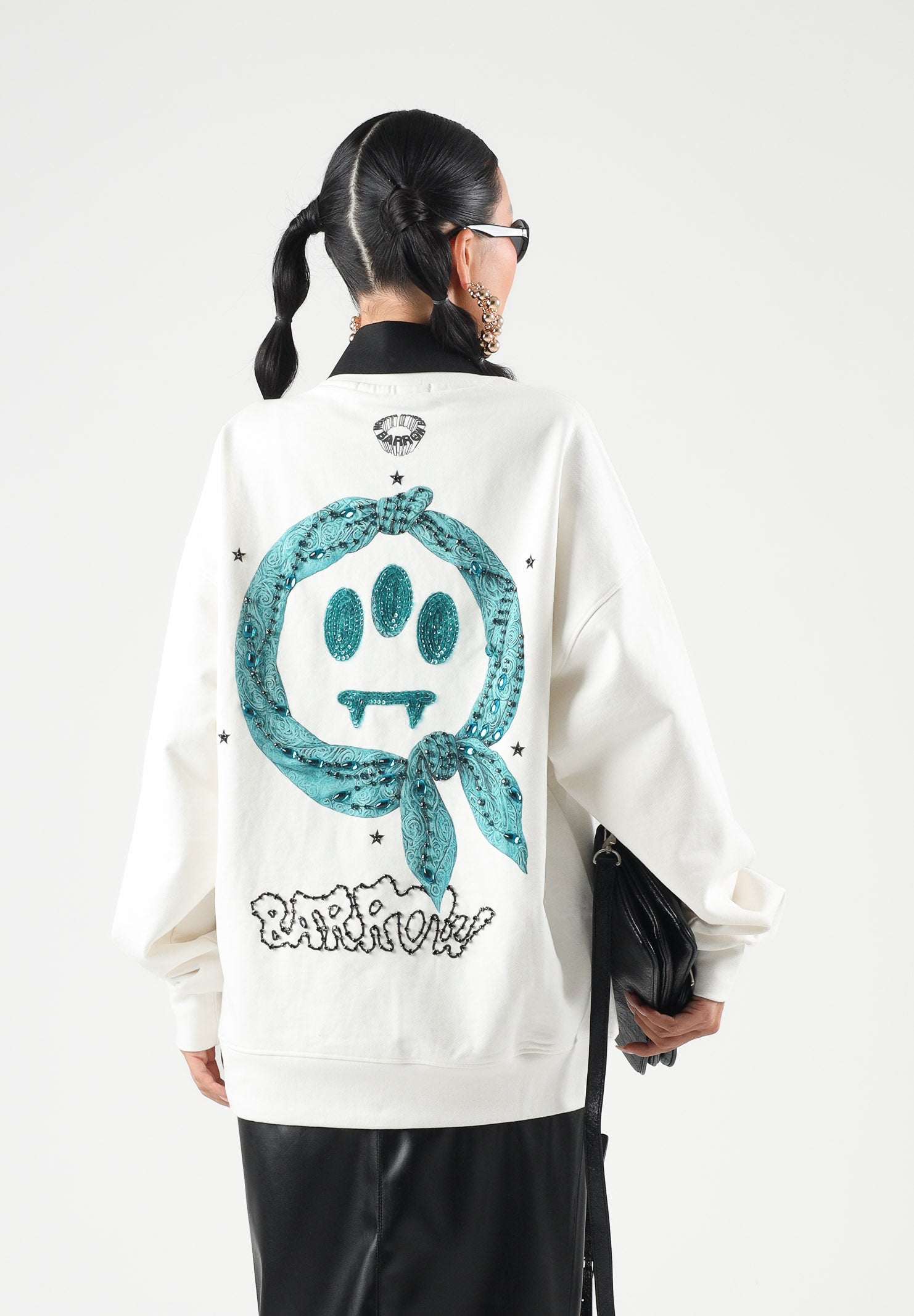 BARROW Felpa girocollo cocco per uomo e donna con stampe grafiche minimal sul petto e sul fondo. F6BWUASW055 412 BARROW 