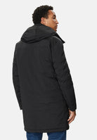 BLAUER Parka FAYWOOD Nero Int. Fango nero da uomo con interno beige fango a contrasto, in nylon doppio strato leggermente elasticizzato, imbottitura sintetica Repreve®, cappuccio fisso, chiusura frontale con zip e bottoni a pressione, tasche anterio 26WBLUK11310-007110 999FA BLAUER 