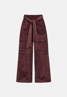 BOHEMIAN VI Pantaloni cargo VELVETY  bordeaux da donna, effetto vellutato, vita alta con cintura coordinata, tasche cargo e gamba ampia. BHPA054 BR BOHEMIAN VI 