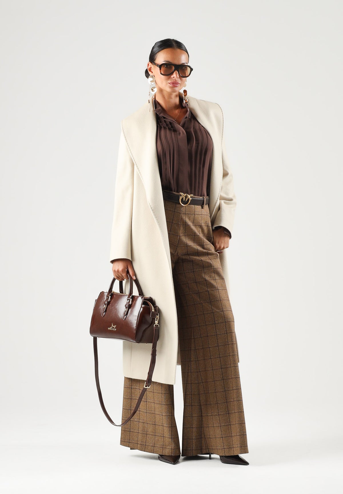 BOHEMIAN VI Pantaloni tartan marroni  per donna dal taglio ampio a palazzo, vita regolare e raffinato motivo geometrico BHPA061 UN BOHEMIAN VI 