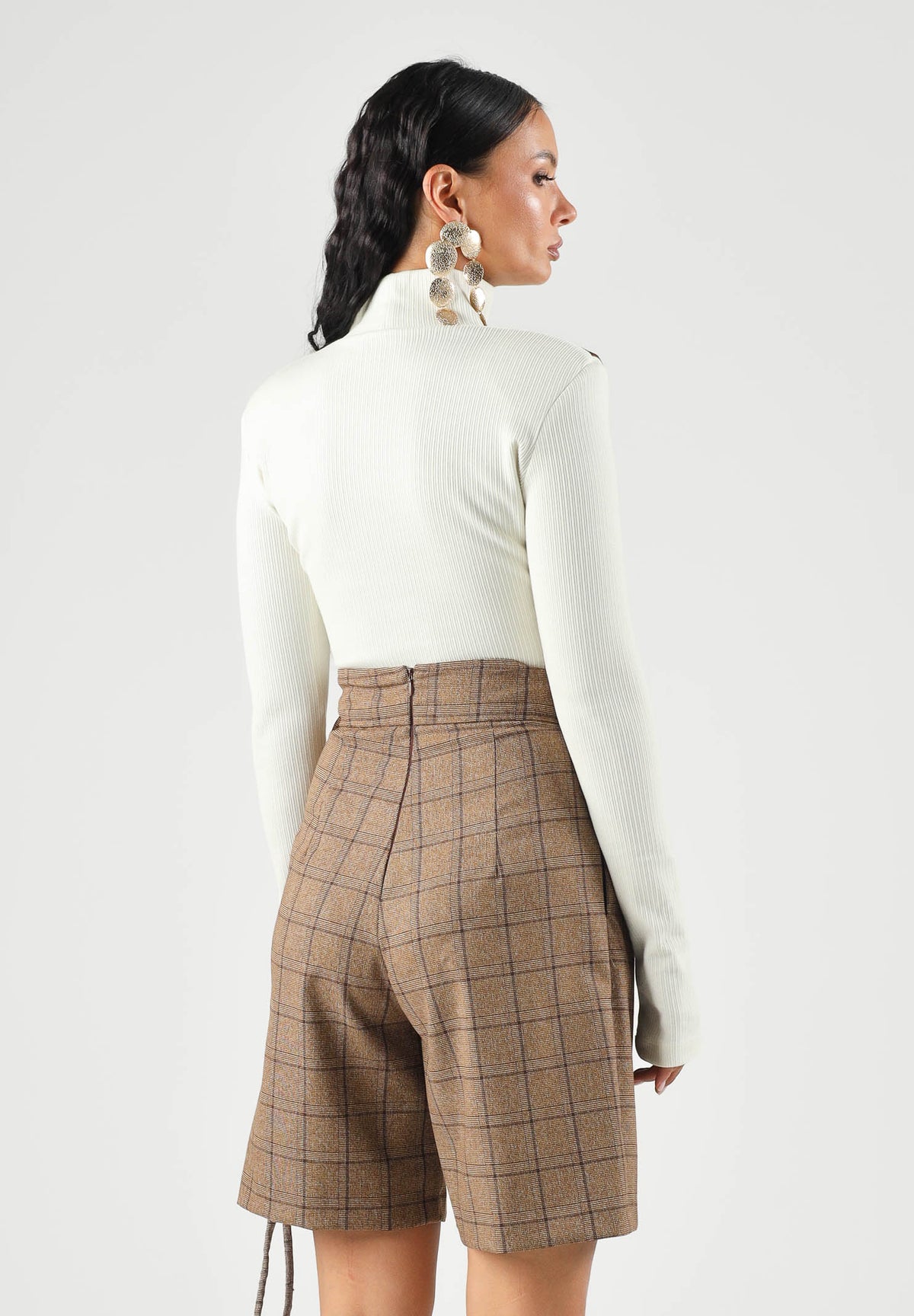 BOHEMIAN VI Maglia a collo alto a costine Milk bianco latte da donna con dettagli a contrasto sulle spalle MA360 MI BOHEMIAN VI 