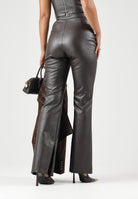 BOHEMIAN VI Pantaloni dark brown-marrone per donna in tessuto ecologico effetto pelle con taglio svasato a zampa (flare) PA254ECO DABR BOHEMIAN VI 