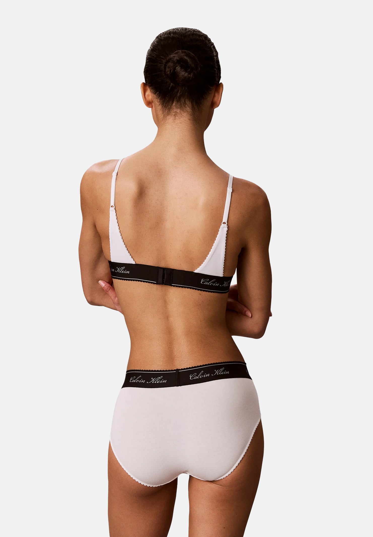  LV00QF9073 100 CALVIN KLEIN 