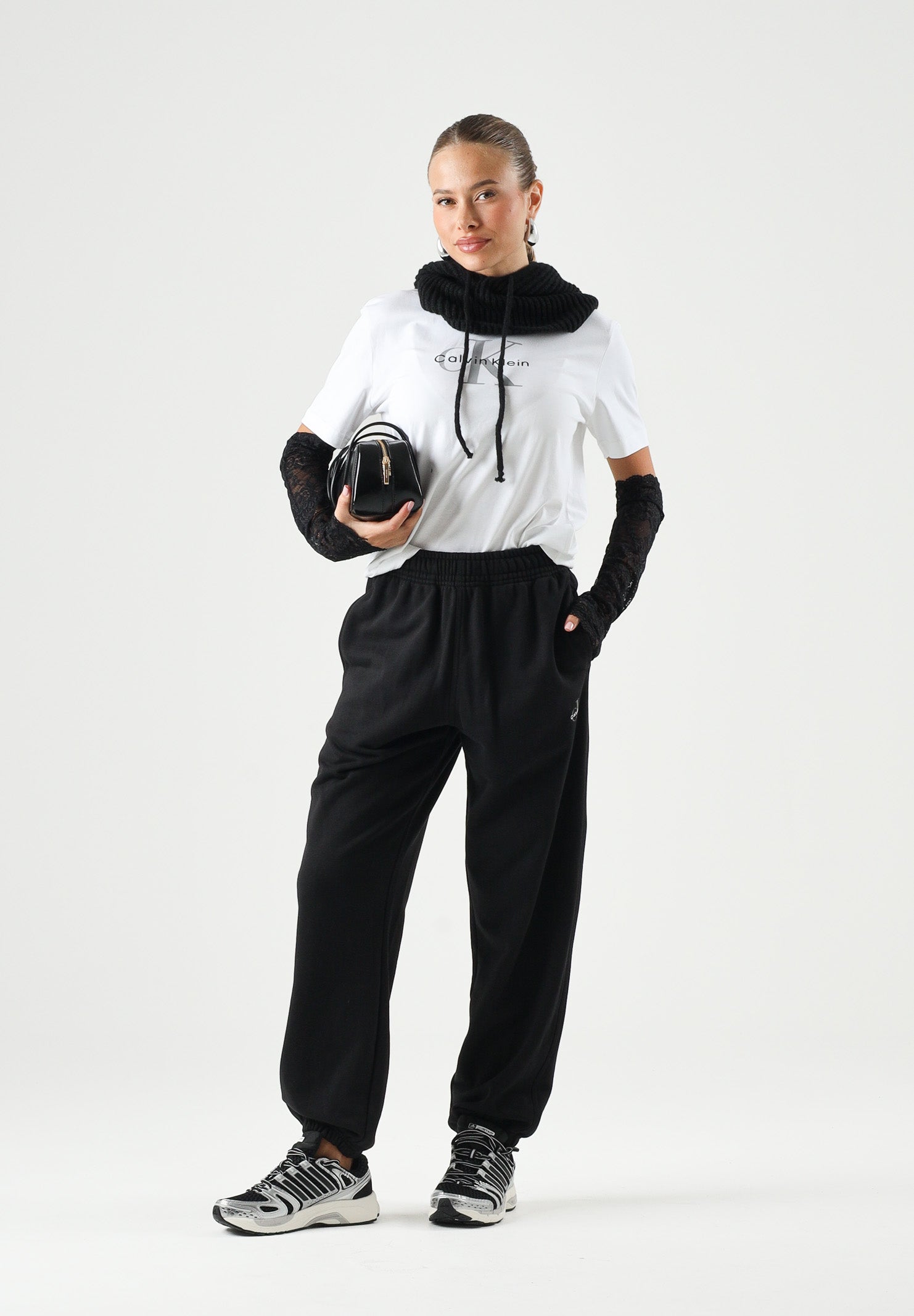 CALVIN KLEIN T-shirt Monogram Logo colore brand Bright White, corrispondente al bianco, da donna. LV047B865G YAA CALVIN KLEIN 