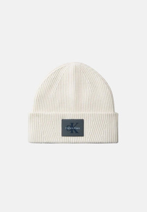 CALVIN KLEIN Cappello BEANIE  di lana panna per uomo e donna con patch logo frontale. LV04D8096G RM5 CALVIN KLEIN 