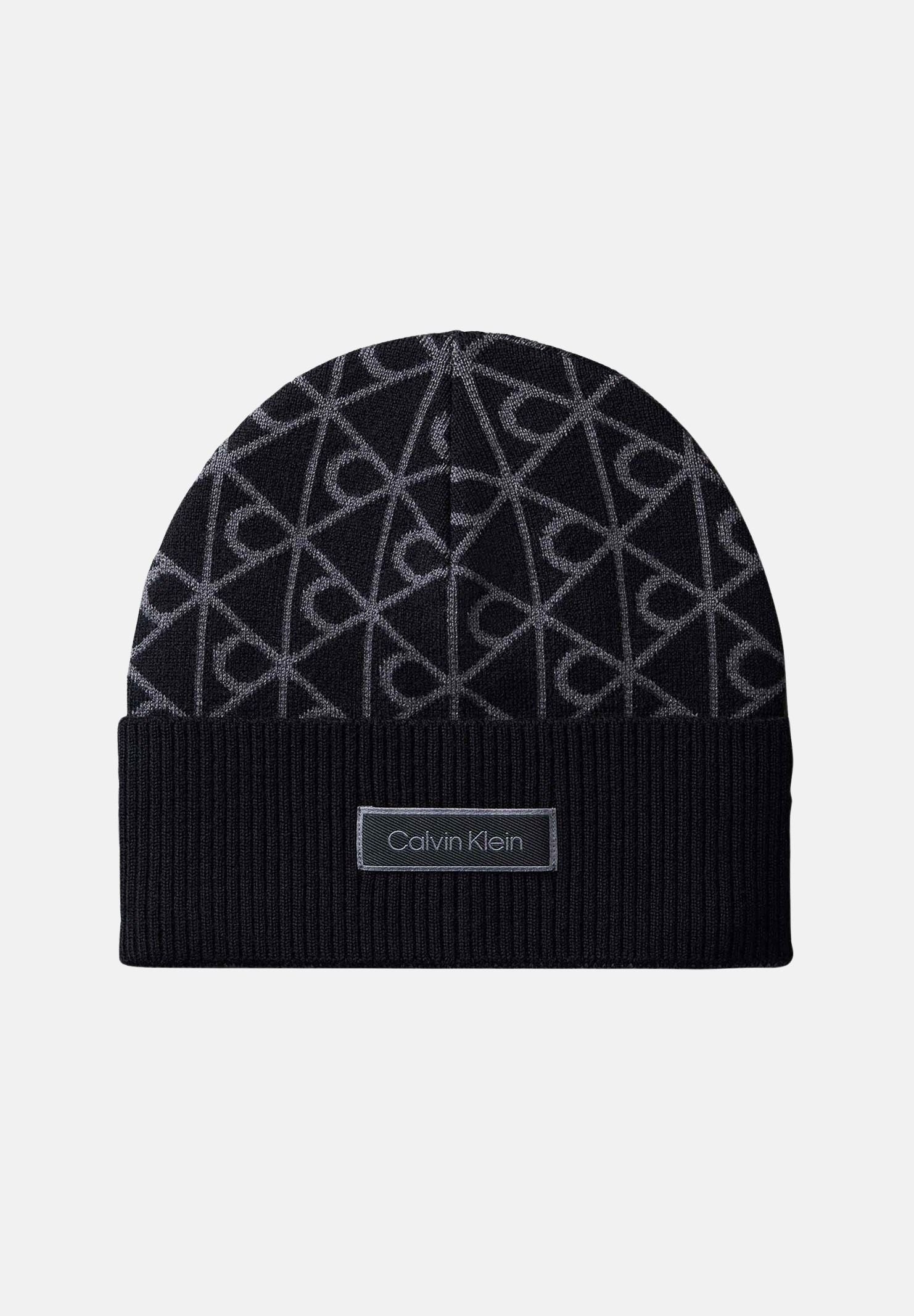 CALVIN KLEIN Cappello di lana nero per uomo e donna con motivo monogram e patch logo. LV04D8106G UB1 CALVIN KLEIN 