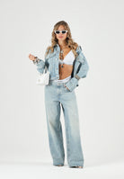 CALVIN KLEIN JEANS Giacca BOXY di jeans, tape denim azzurro chiaro da donna con nastro logato Calvin Klein.<BR/> LV047G726G YP3 CALVIN KLEIN JEANS 