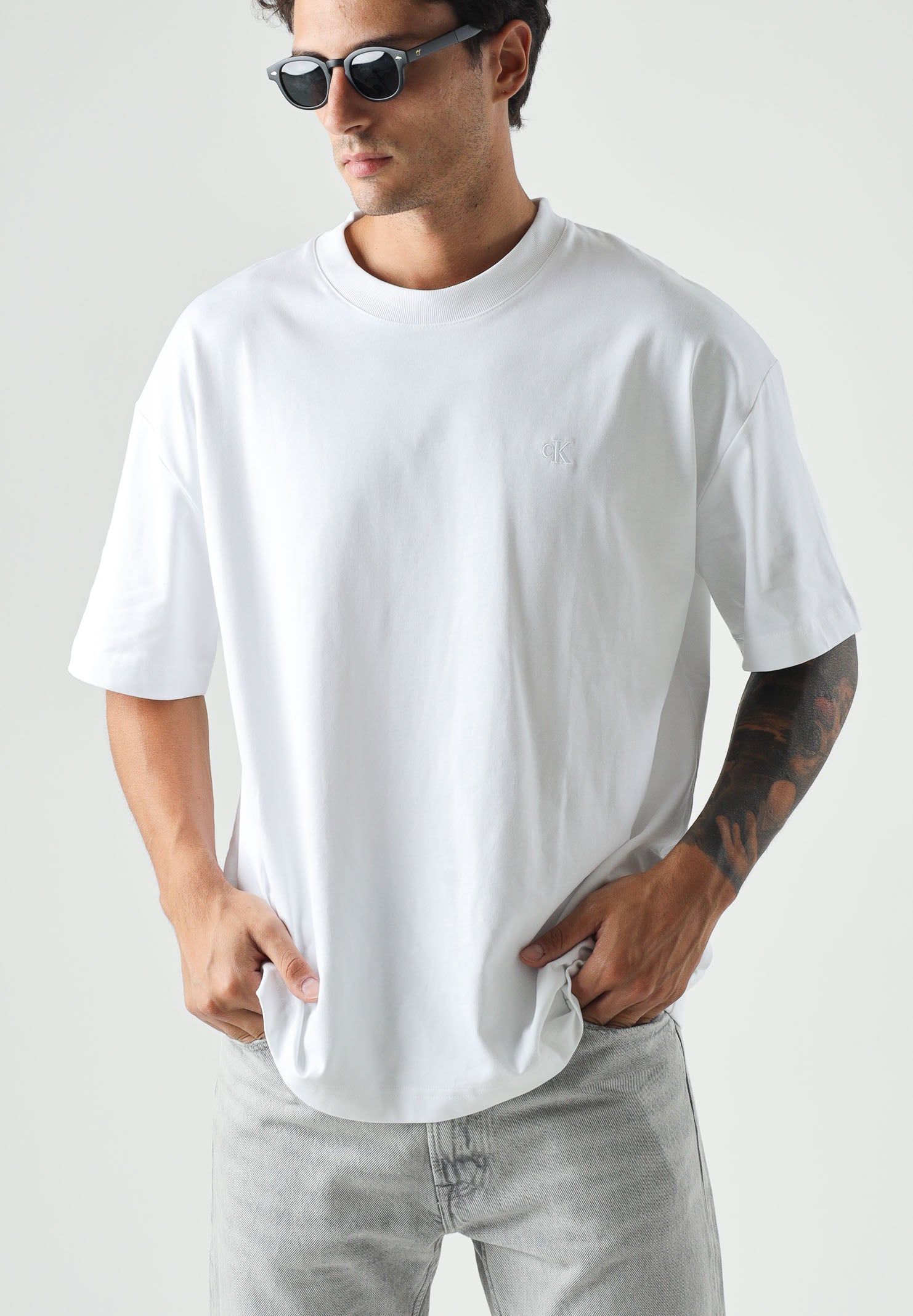 CALVIN KLEIN JEANS T-shirt EMBOSSED bright white bianca da uomo<BR/> LV04RAB806 YAF CALVIN KLEIN JEANS 