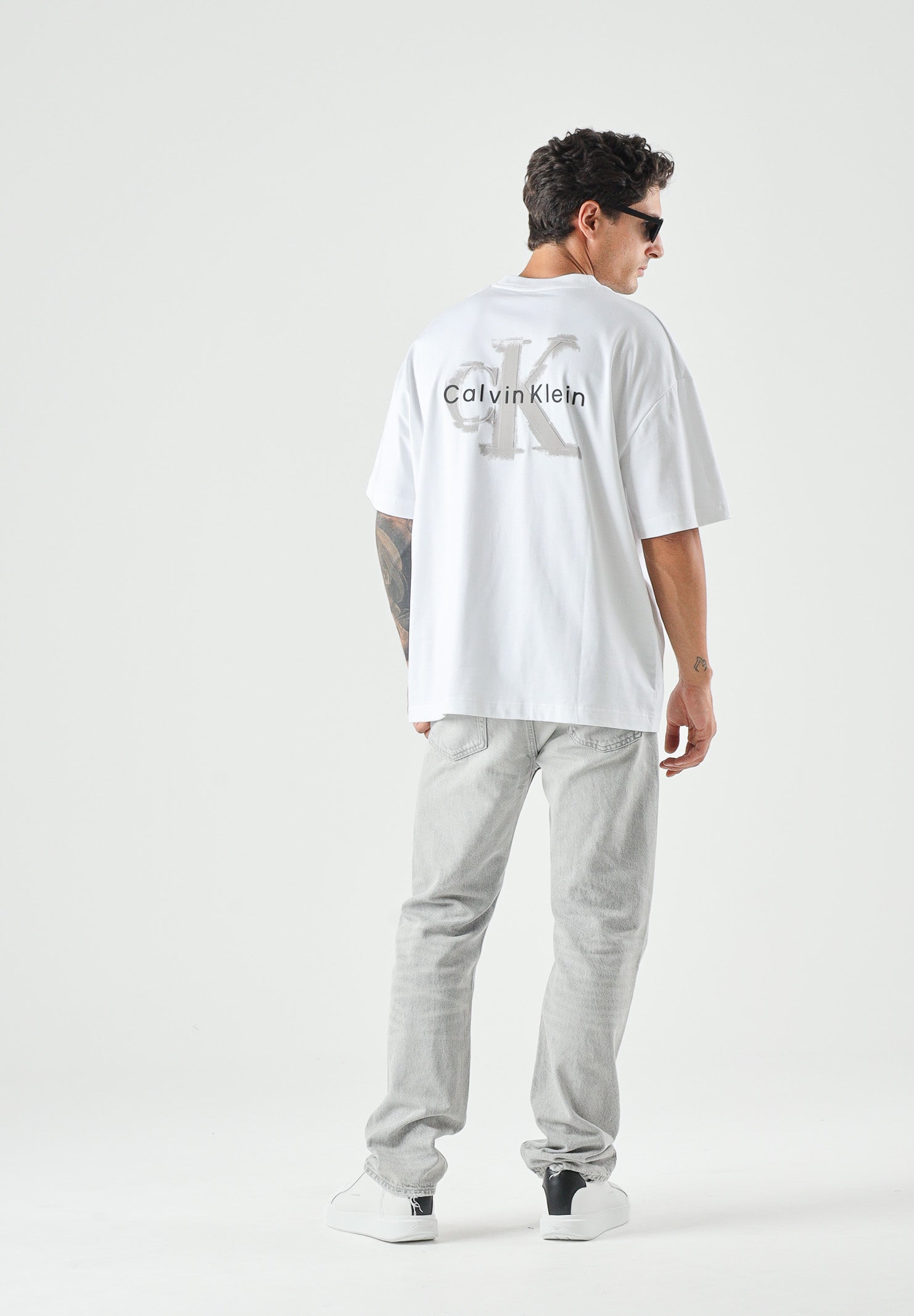 CALVIN KLEIN JEANS Jeans STANDARD STRAIGHT colore Gravel Rock, da uomo. LV04RF797G X32 CALVIN KLEIN JEANS 