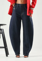 DIESEL Jeans  D-MILTY denim blu scuro, per donna, ragazzi e  bambini con cuciture a contrasto. J02885KXBUS K01 DIESEL 