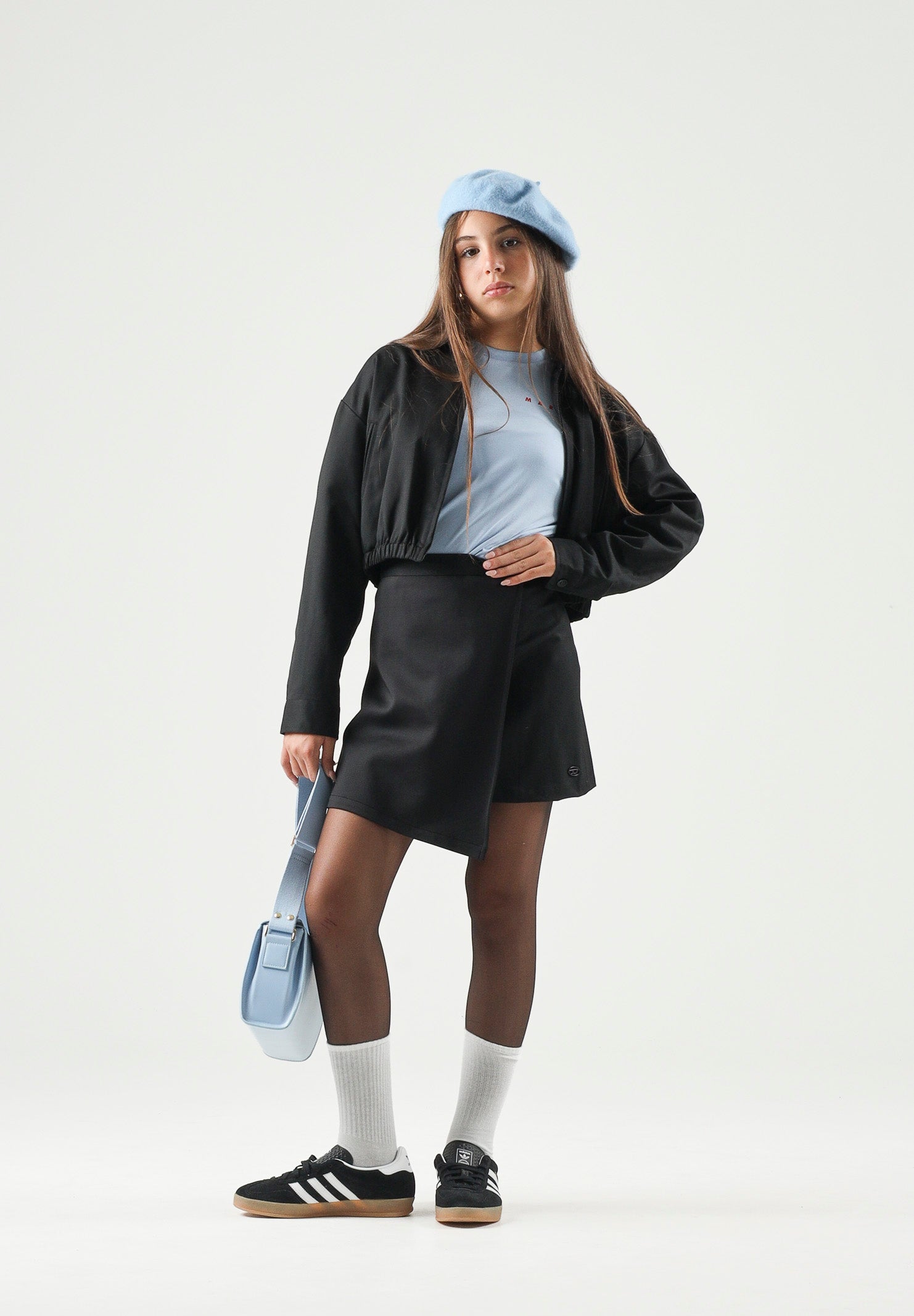 DIESEL Gonna GREBY colore  nero per donna, ragazzi e  bambini con design plissettato e taglio asimmetrico.<BR/> J02902KXBSJ K900 DIESEL 