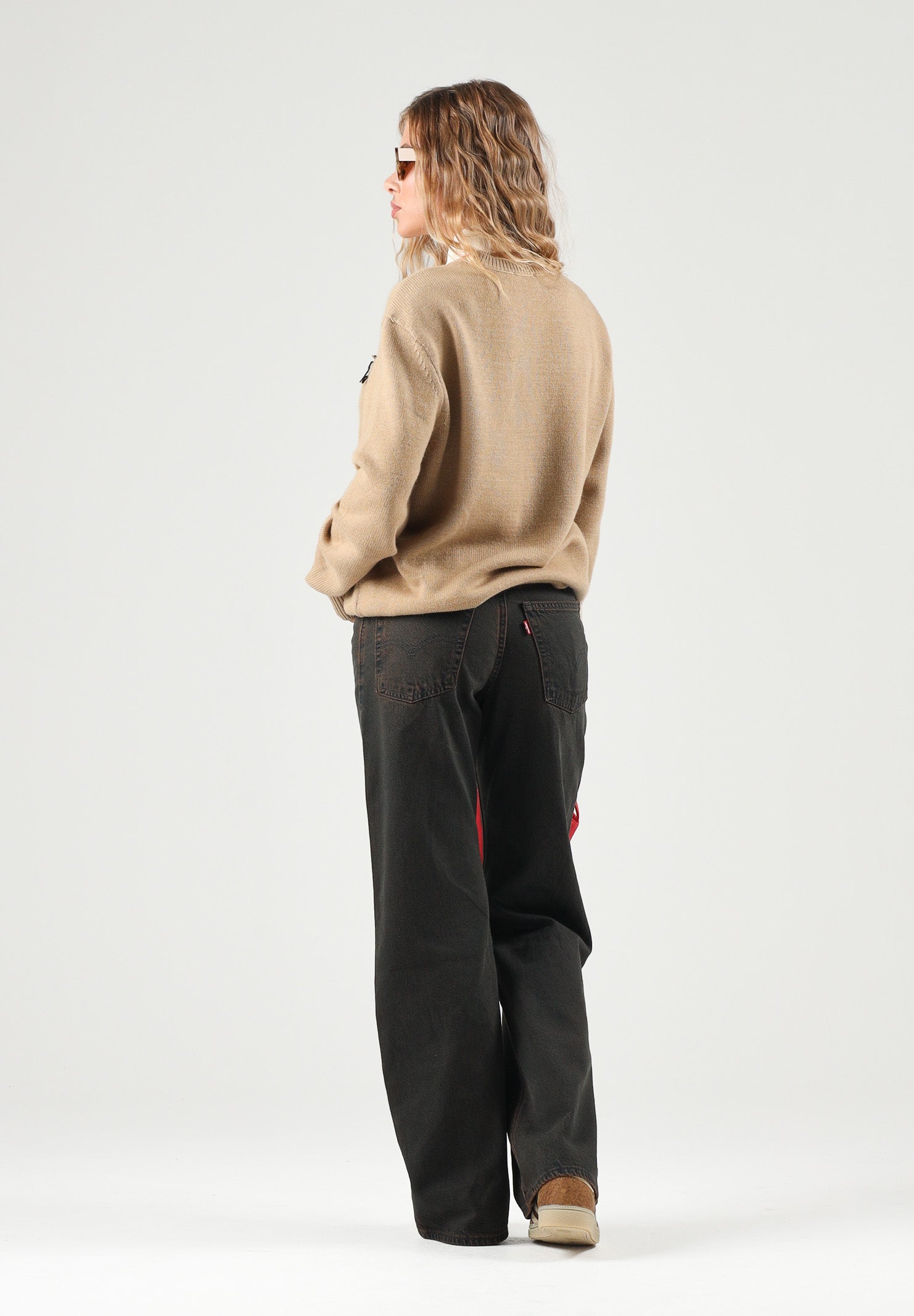 DIESEL Maglione girocollo sandy-sabbia per donna, ragazza e bambina  con grafica logo stampata. J02981KYAYX K708 DIESEL 