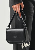 DIESEL Borsa WIRT nera per donna, ragazza e bambina con patta e logo Oval D impresso sul davanti. J03145KXBTB K900 DIESEL 