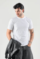 DSQUARED2 T-shirt girocollo bianca per uomo con motivo logo monogram all-over D9H136390T 100 DSQUARED2 