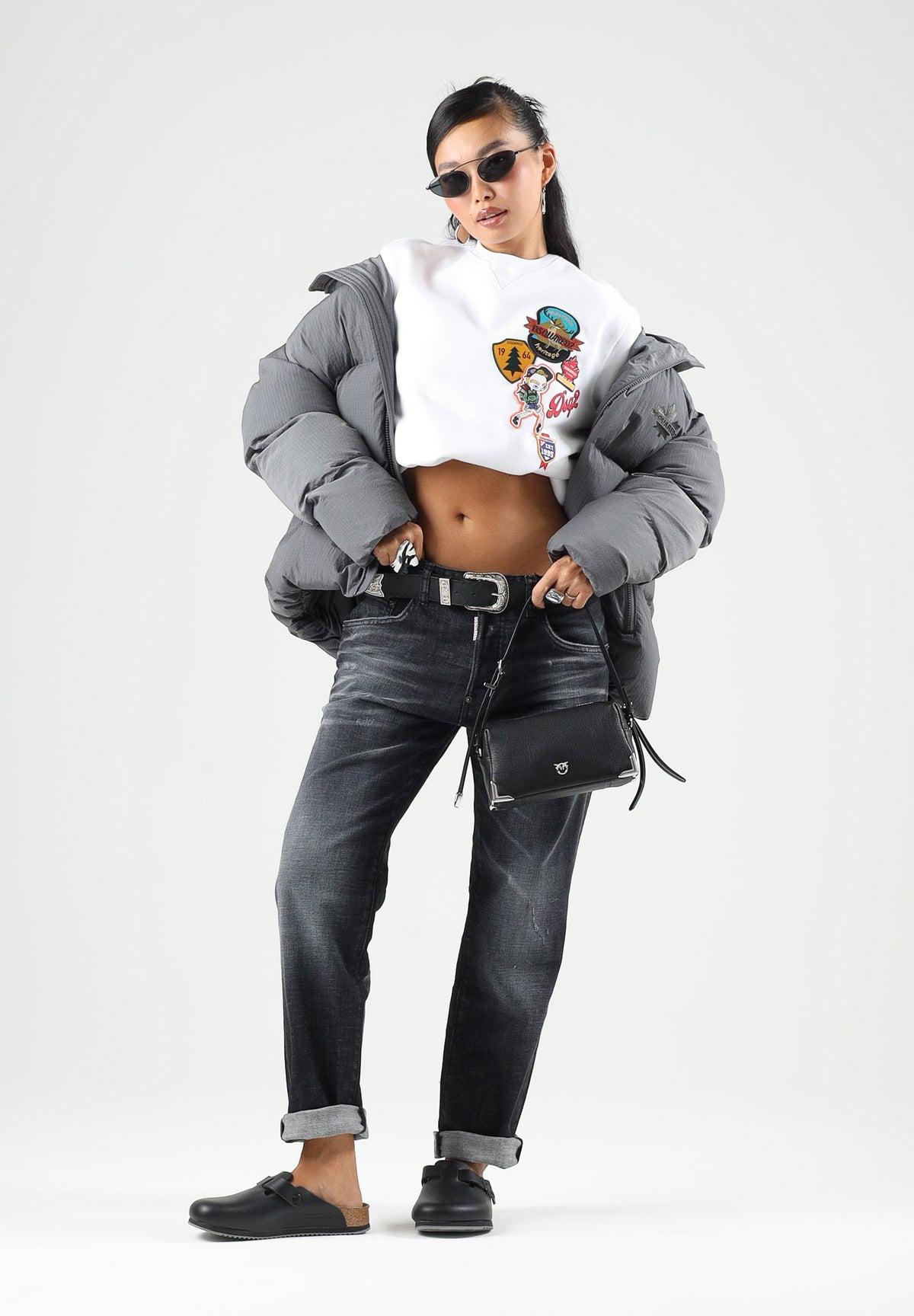 DSQUARED2 Jeans nero per donna, ragazzi e bambini con effetto lavato e classico design cinque tasche. DQ0731D0ABS DQ02 DSQUARED2 