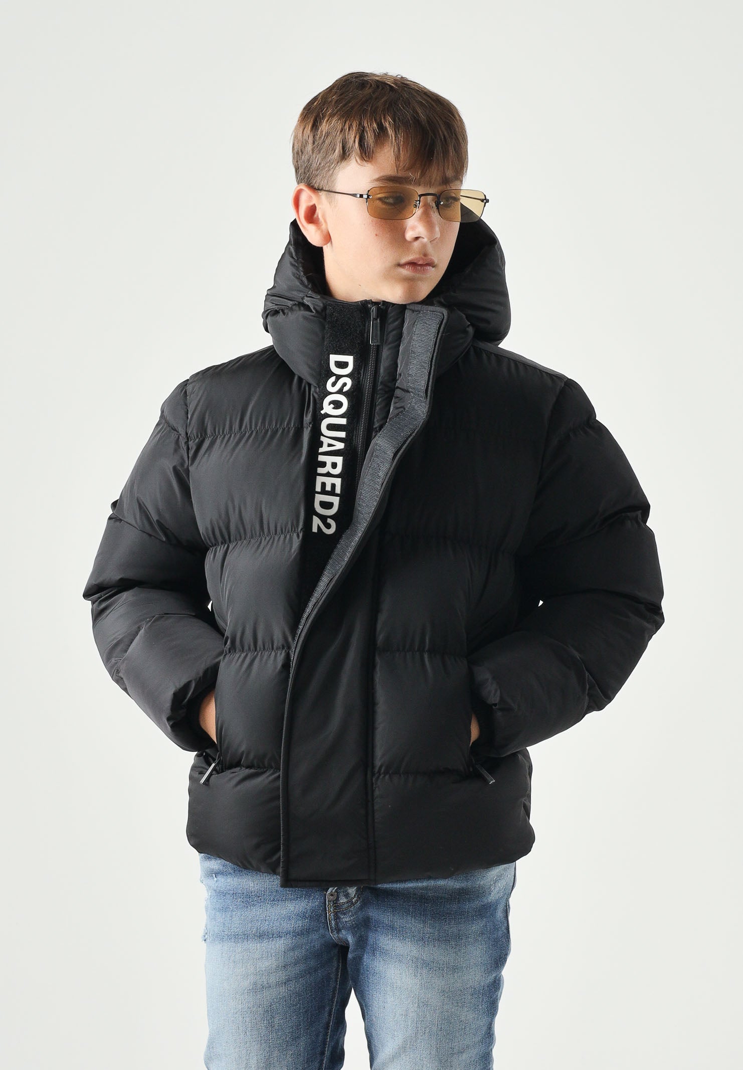 DSQUARED2 Giubbotto piumino nero per  donna, ragazzi e bambini, con design trapuntato tinta unita.<BR/> DQ1090D00BN DQ900 DSQUARED2 