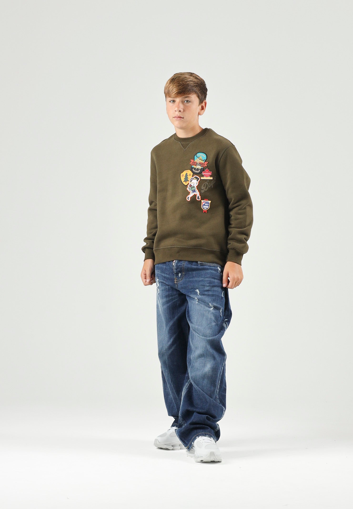 DSQUARED2 Felpa girocollo tarmac-verde per donna, ragazzi e bambini con applicazioni patch DQ3398D0AI5 DQ558 DSQUARED2 