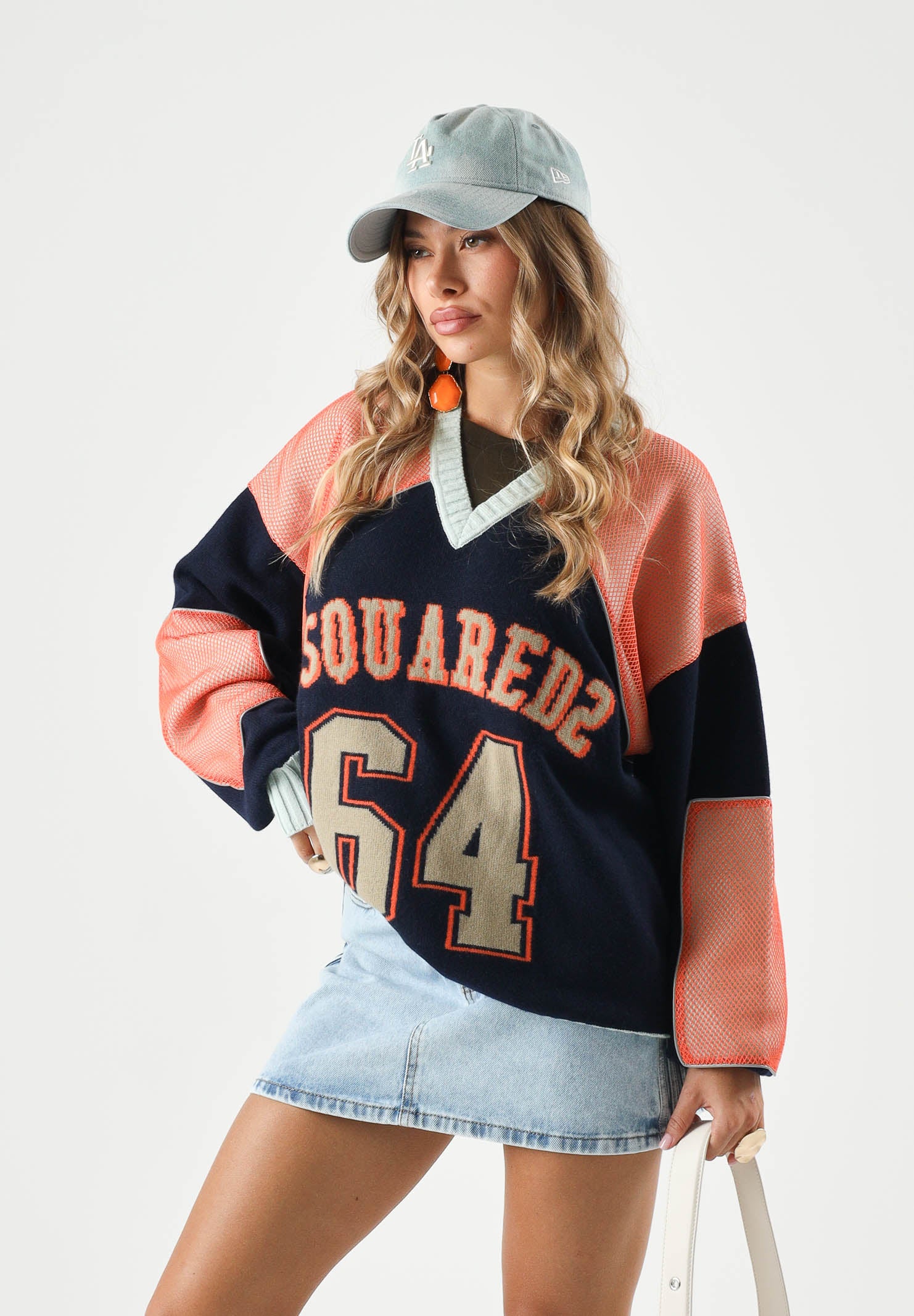 DSQUARED2 Maglione VARSITY nayvy-blu per donna, ragazzi e bambini <BR/>con  logo numerico ricamato. DQ3438D0AII DQ864 DSQUARED2 