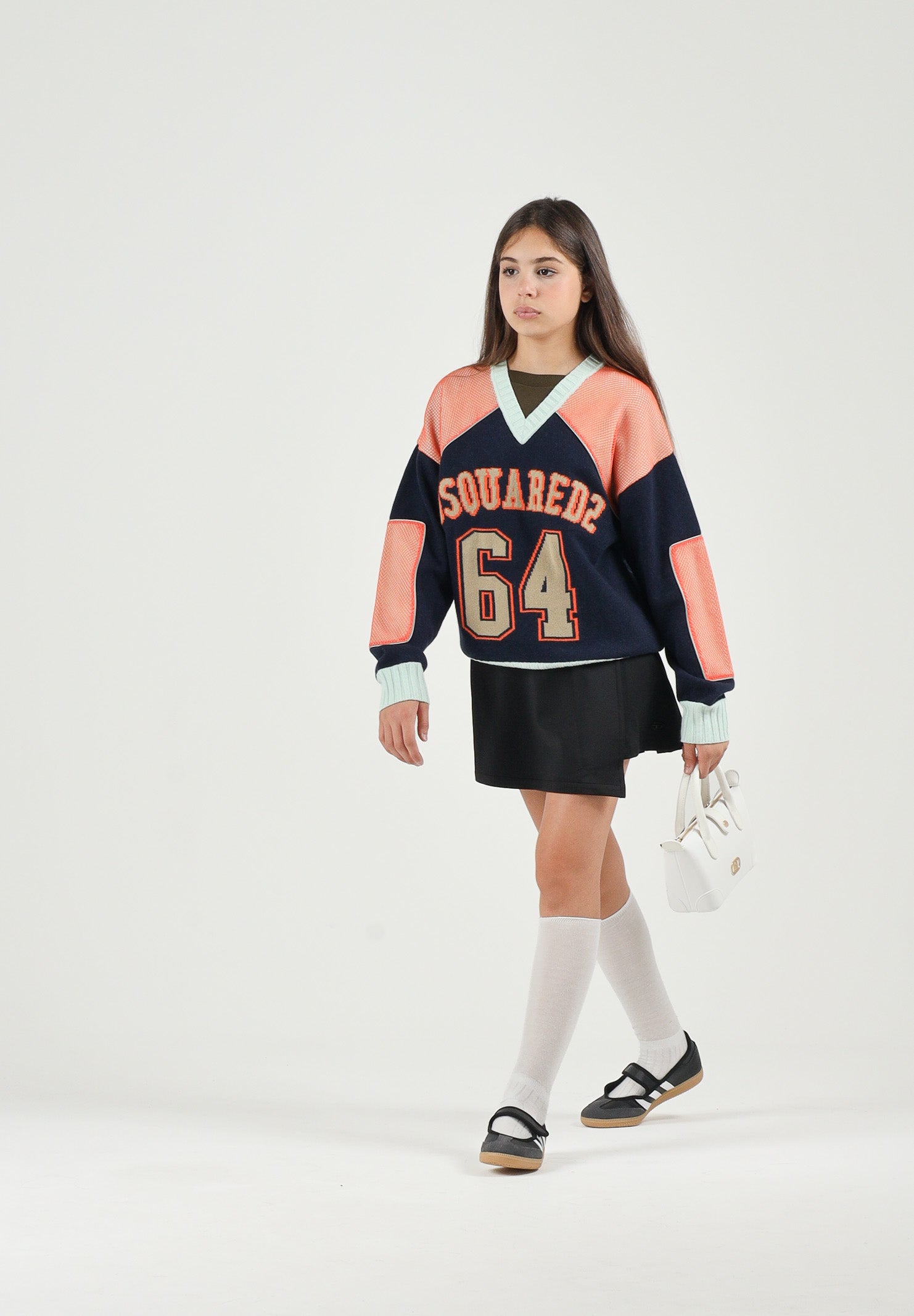 DSQUARED2 Maglione VARSITY nayvy-blu per donna, ragazzi e bambini <BR/>con  logo numerico ricamato. DQ3438D0AII DQ864 DSQUARED2 