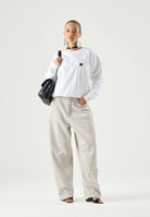 DSQUARED2 Felpa girocollo con logo, bianca, per donna, ragazzi e bambini con ricamp frontale. DQ3451D0AJ2 DQ100 DSQUARED2 