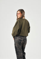 DSQUARED2 Felpa LOGO-PATCH SWEATER Tarmac Green, verde militare, per donna, ragazzi e bambini DQ3561D0AJ2 DQ558 DSQUARED2 