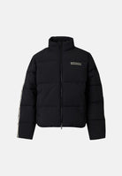 EA7 Piumino nero da  uomo con collo alto protettivo, chiusura frontale e morbida imbottitura trapuntata. 7M002199AF21509 UC001 EA7 