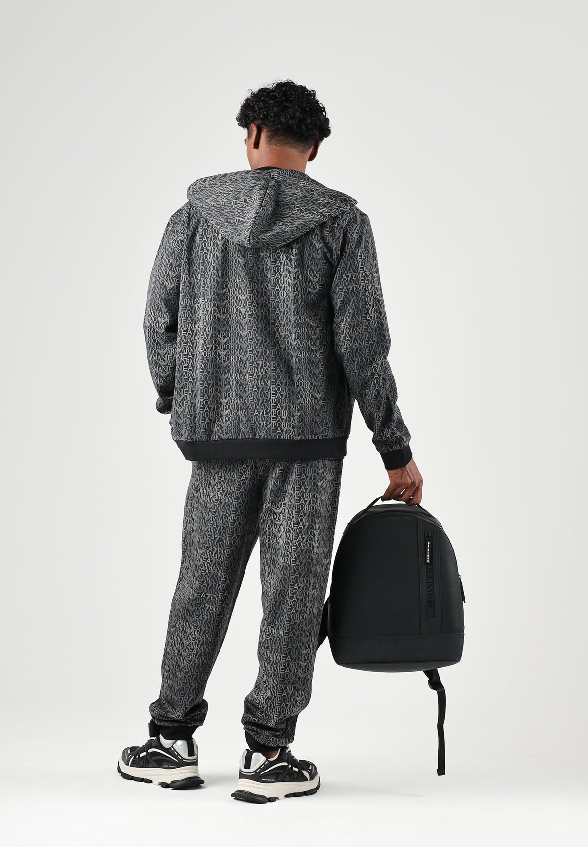 EA7 Felpa con zip  nera per uomo con motivo geometrico all-over 7M002206AF12660 FC099 EA7 