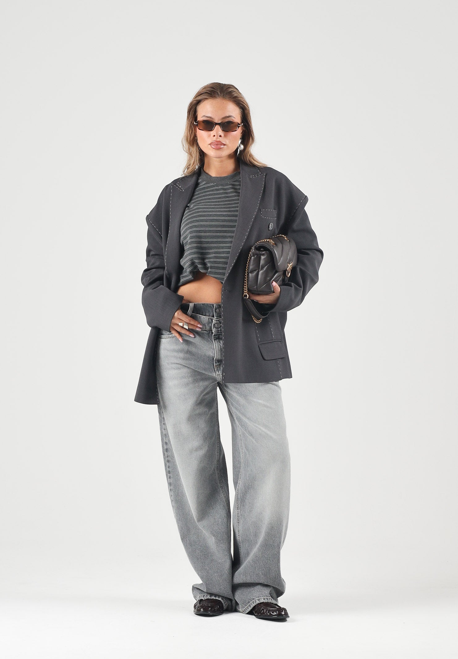 ELEH Maglia girocollo a righe grigie e nere con maniche lunghe da donna EFW260048 072 ELEH 