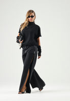 ELEH Blusa a collo alto nero da donna con maniche corte ampie. EFW260269 001 ELEH 