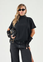ELEH Blusa a collo alto nero da donna con maniche corte ampie. EFW260269 001 ELEH 