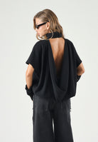 ELEH Blusa a collo alto nero da donna con maniche corte ampie. EFW260269 001 ELEH 