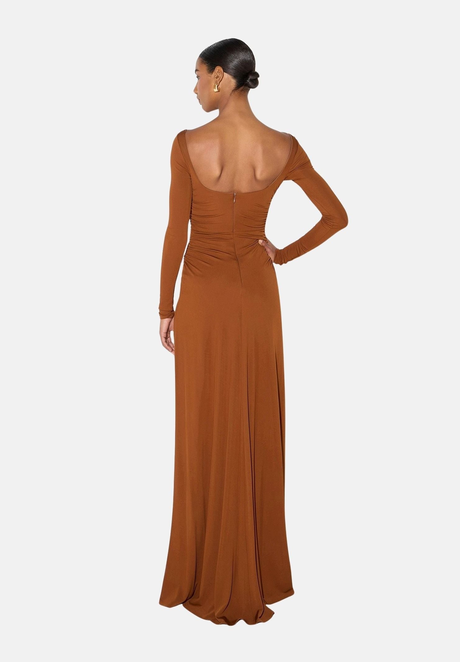 ELISABETTA FRANCHI Abito RED CARPET lungo sigaro-marrone da donna con drappeggio e scenografico pannello effetto coda<BR/> ABR3567E2 FK3 ELISABETTA FRANCHI 
