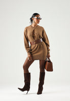 ELISABETTA FRANCHI Mini abito in maglia daino marrone da donna con dettaglio cut-out in vita.<BR/> AM23T66E2 AI6 ELISABETTA FRANCHI 