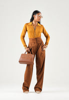 ELISABETTA FRANCHI Body in filato di viscosa ambra-giallo ocra da donna con catena gioiello<BR/> BK03S66E2 940 ELISABETTA FRANCHI 